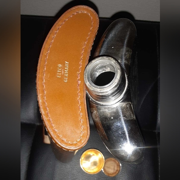 Antique Drinking Flask with Leather Case - Picture 4 of 6